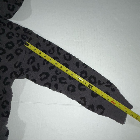 Sweet Lovely by Jenn, Chunky Leopard Knit Button Down Hooded Cardigan, S/M - Picture 9 of 11